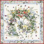 Платок «Русский полевой букет» by NINA RUCHKINA, молочный